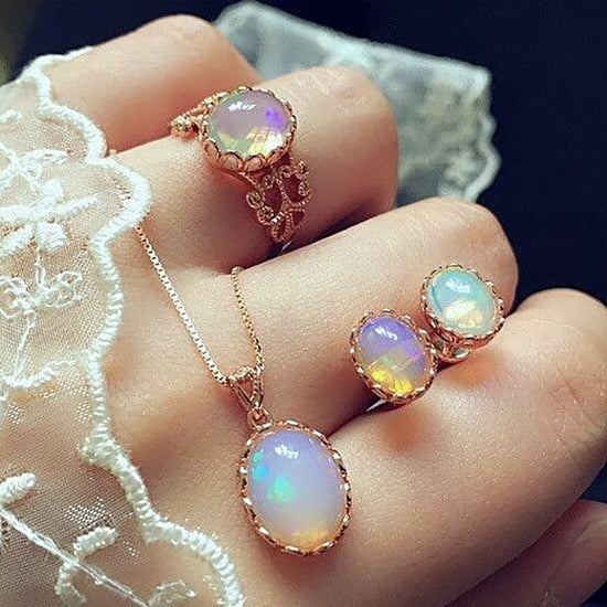 Dazzling Gemstone Trend Jewelry Combination Set