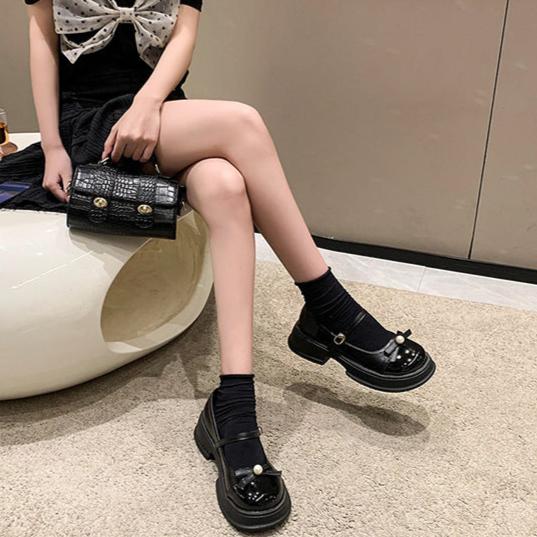Bowknot Decor Shallow Mouth Shoes