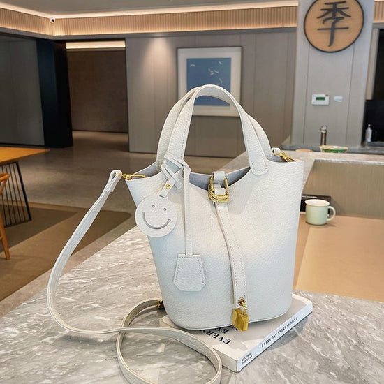 Trendy large-capacity shoulder and crossbody bag Bucket Bag