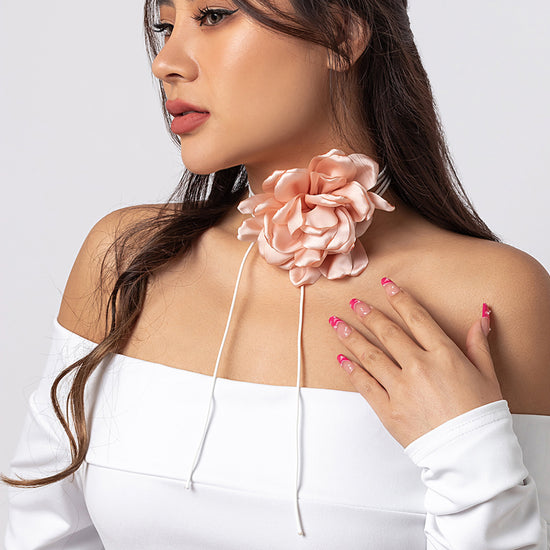 Phantom Flower Retro Rose Choker Necklace