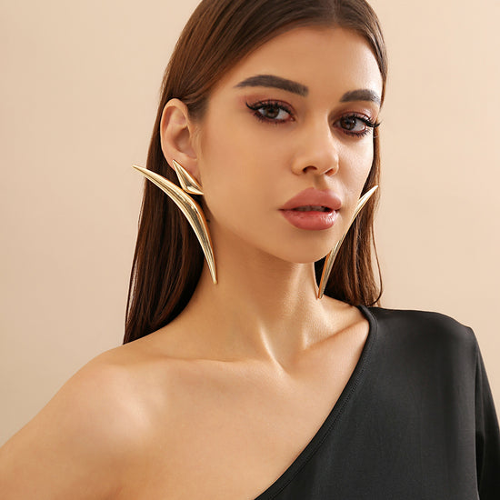 Golden Exaggerated Geometric Triangular Bent Tube Earrings